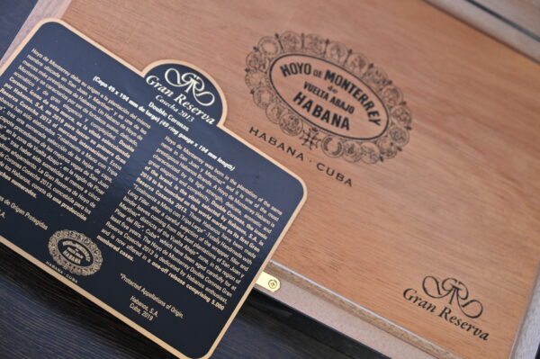 好友 GR（Hoyo de Monterrey Gran Reserva Double Corona）