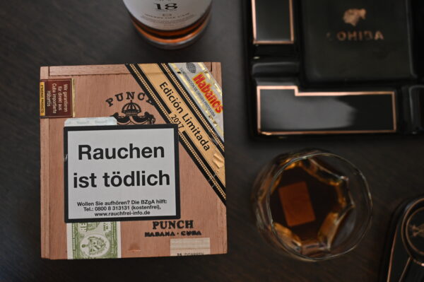 潘趣雷吉欧（Punch Regios de Punch Edición Limitada 2017）