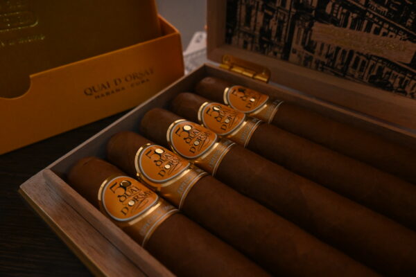 多尔塞码头50周年纪念雪茄（H. Upmann Noellas 50th Anniversary LCDH）