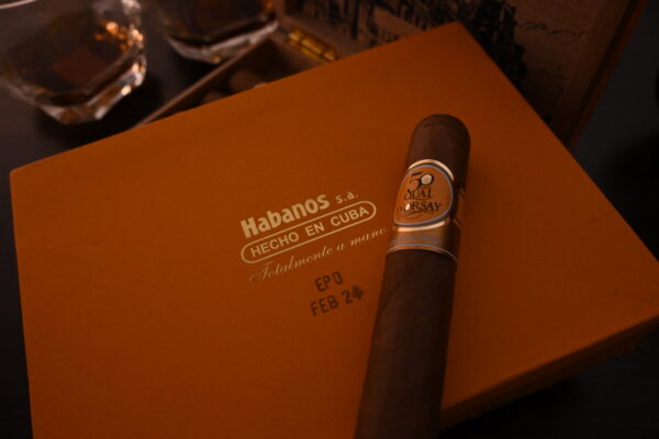 多尔塞码头50周年纪念雪茄（H. Upmann Noellas 50th Anniversary LCDH）